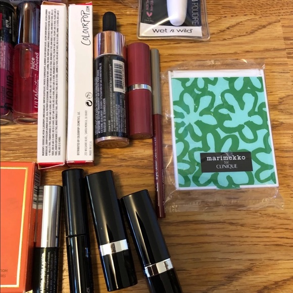 Makeup Lot - Picture 4 of 8